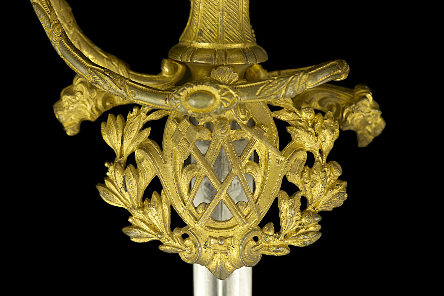 S000138_Belgian_Ponts_et_Chaussee_Smallsword_Detail_Shell_Obverse