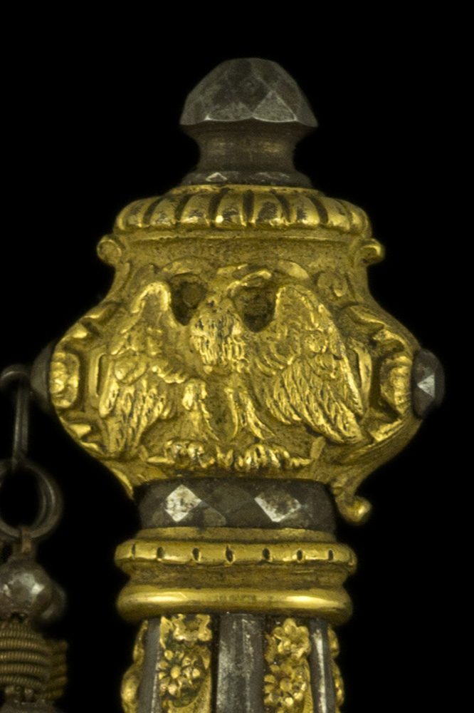 00910_S000198_French_Magistrate_Smallsword_Hilt_Obverse_