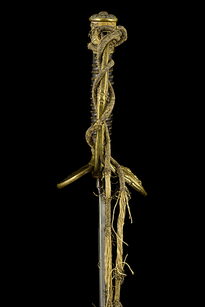 S000019_French_Second_Empire_Smallsword_Hilt_Right_Side