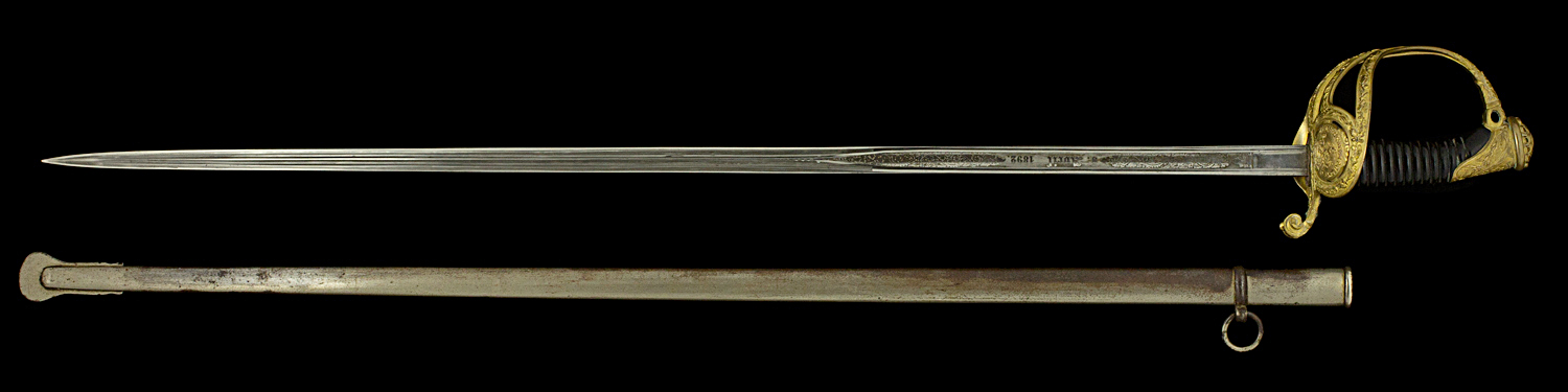 S000076_French_General_Sword_Full_Obverse_Next_to_Scabbard